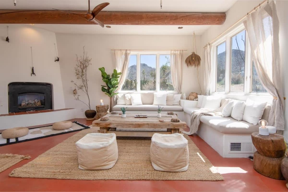 Renovated Lodge - Room 1 With Pool Access Джошуа Три Екстериор снимка
